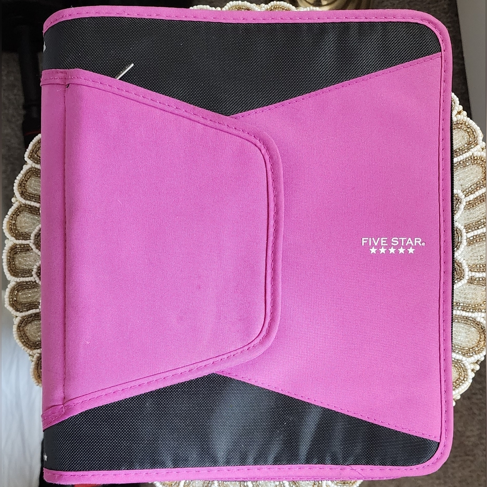 Five Star Zipper Binder, 1-1/2 Inch 3-Ring Binder with 3-Pocket Expanding File